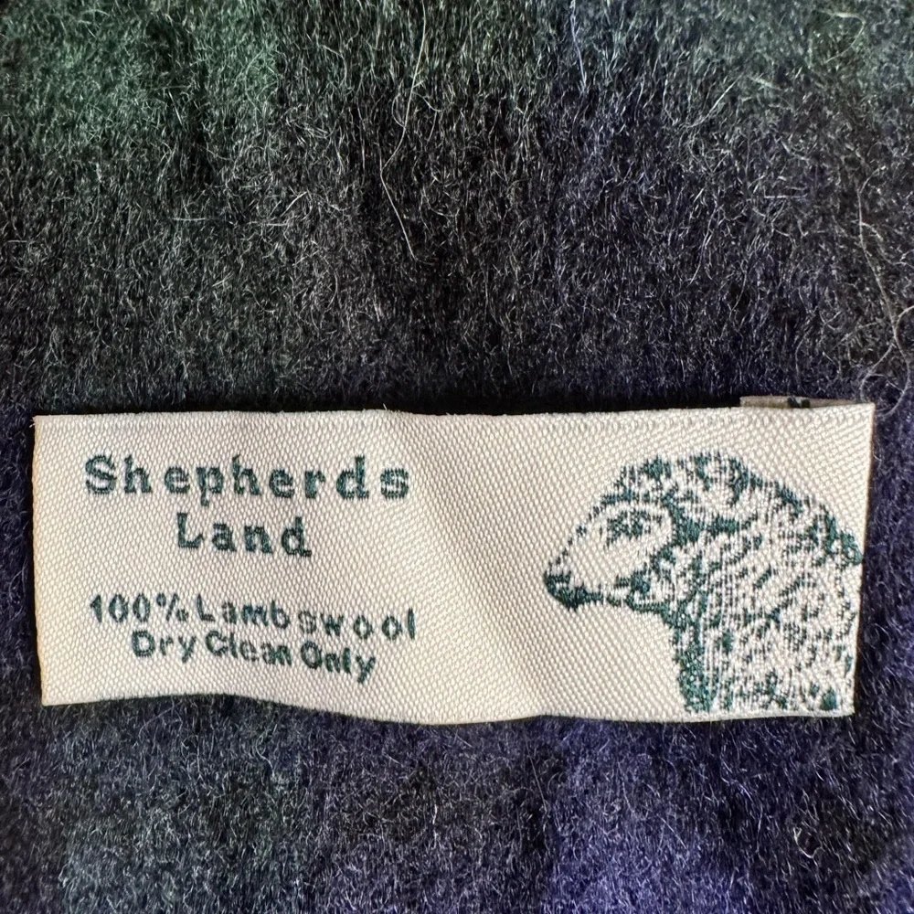 Shepherd’s Land 100% Lambswool Tartan Plaid Fringe Scarf Navy Green